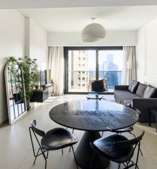 Elegant Furnished 1BR | Stunning Downtown Views