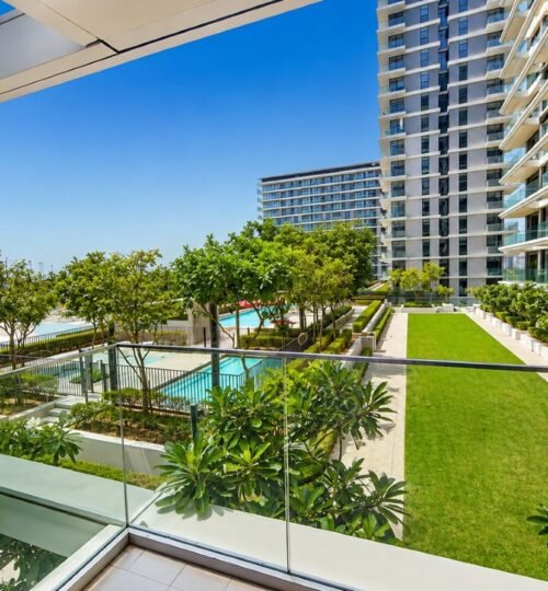 Low-Floor Lifestyle | VACANT | Bright & Peaceful